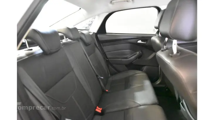 FOCUS SEDAN - 2.0 SE 16V 4P POWERSHIFT