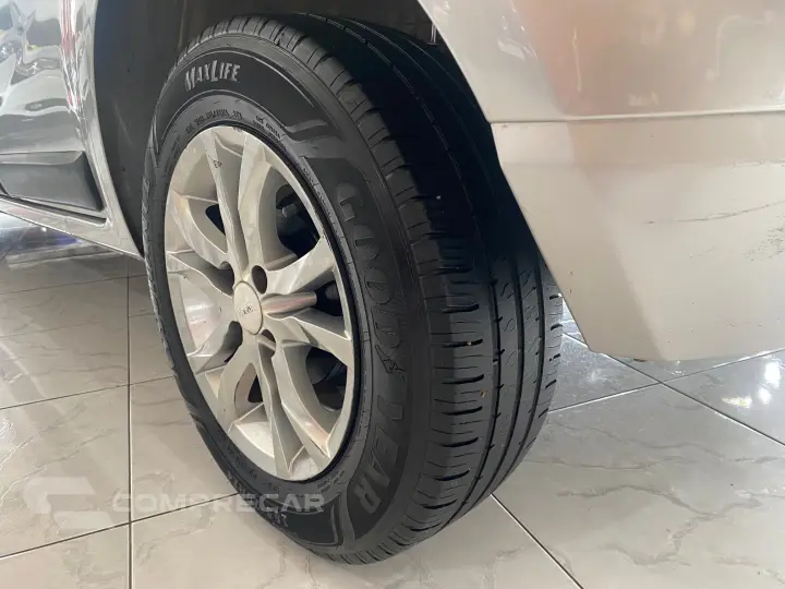 SANDERO 1.0 Authentique 16V