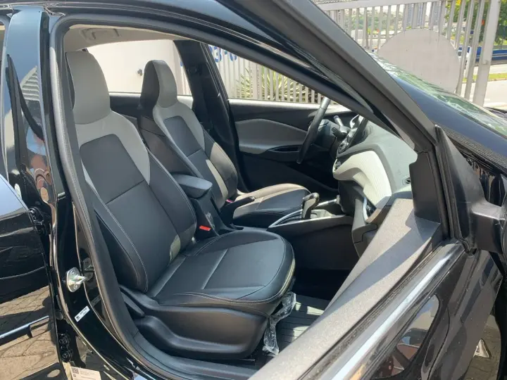 ONIX SED. Plus PREM. 1.0 12V TB Flex Aut