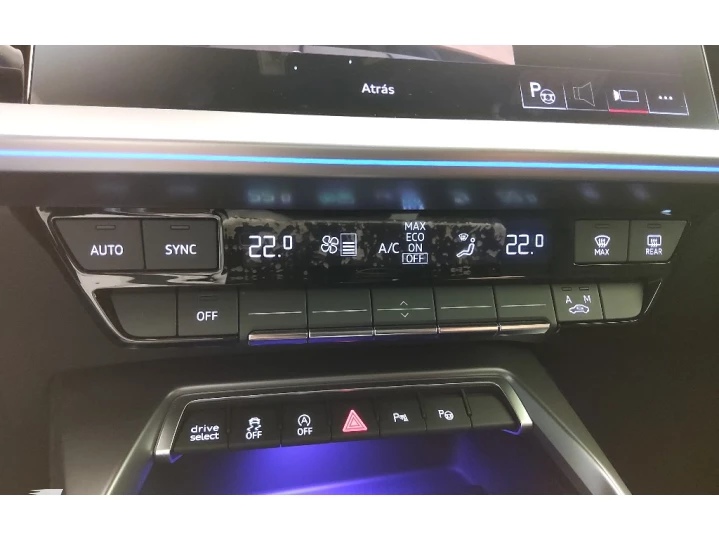 A3 2.0 40 TFSI MHEV SEDAN PERFORMANCE BLACK S-TRONIC