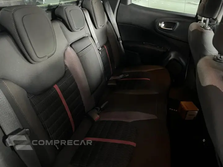 TORO 1.8 16V EVO FLEX FREEDOM AT6