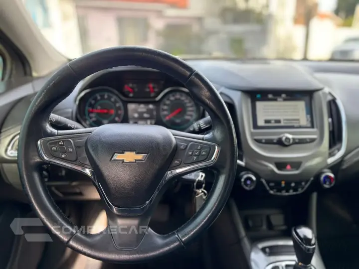 CRUZE 1.4 LT
