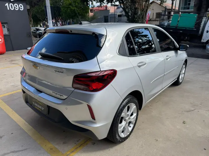 Onix 1.0 Turbo Flex Premier Automático