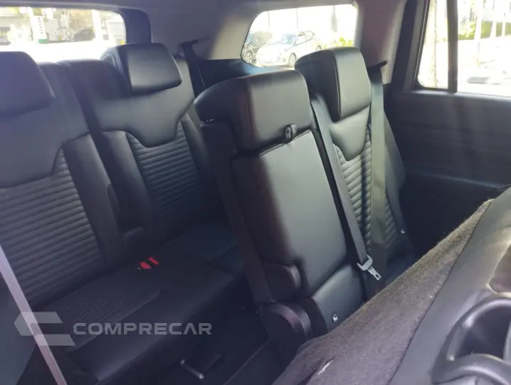 Commander 1.3 16V 4P FLEX T270 LIMITED TURBO AUTOMÁTICO AT6