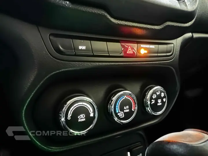 RENEGADE 1.8 16V FLEX 4P AUTOMÁTICO