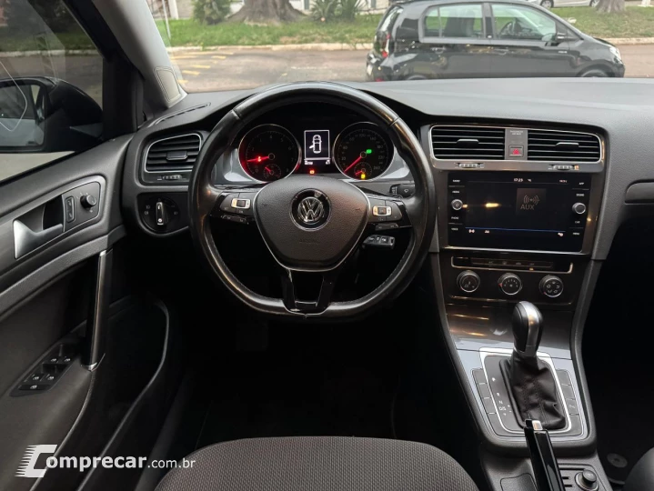 Golf Comfort. 200 TSI 1.0 Flex 12V Aut.