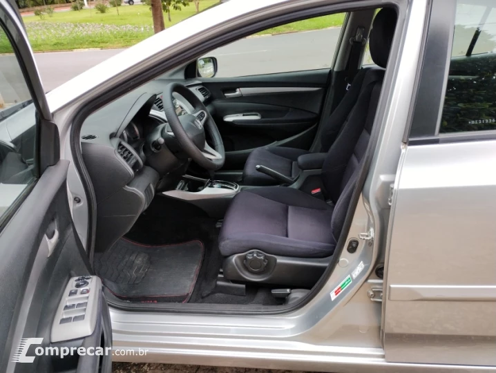 CITY 1.5 EX Sedan 16V