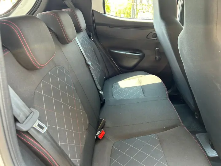 Kwid KWID Zen 1.0 Flex 12V 5p Mec.