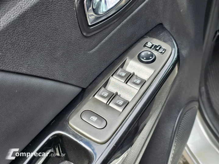 CAPTUR 2.0 16V Intense