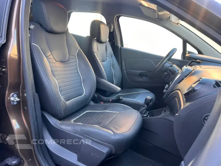CAPTUR Intense 1.6 16V Flex 5p Aut.