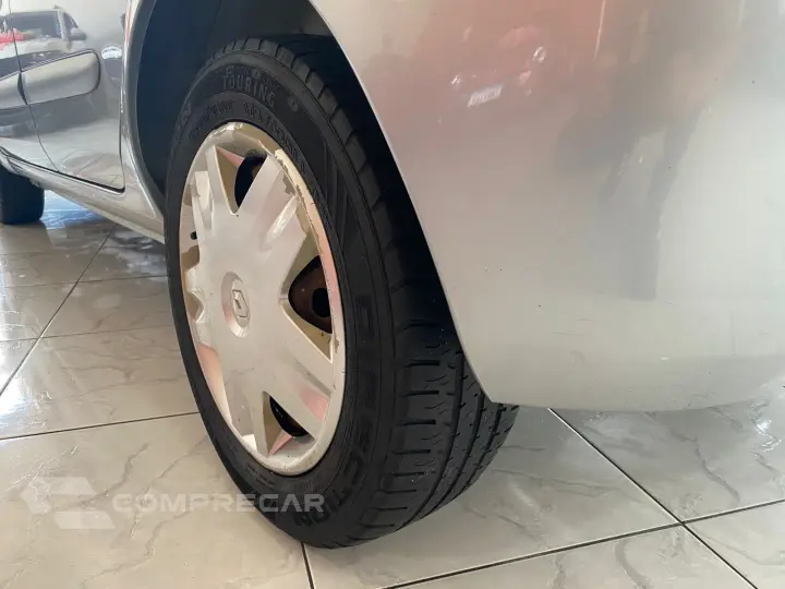 CLIO 1.0 Authentique 8V