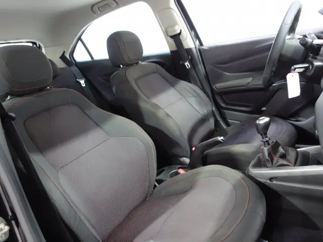 ONIX - 1.4 MPFI LT 8V 4P MANUAL