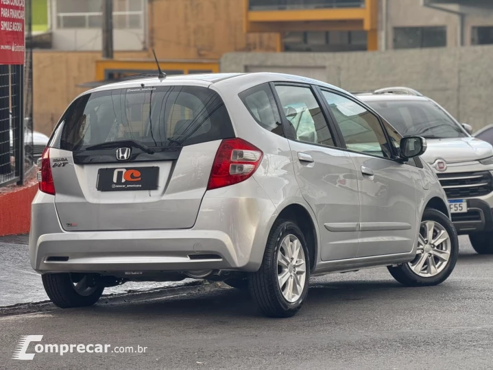 Fit LX 1.4/ 1.4 Flex 8V/16V 5p Mec.