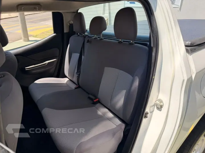 L200 TRITON 2.4 16V TURBO DIESEL GL CD 4X4 MANUAL