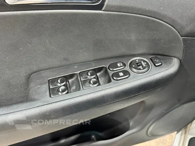 I30 - 2.0 MPFI GLS 16V 4P AUTOMÁTICO