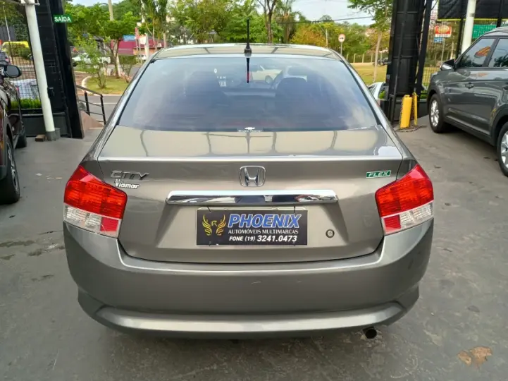 CITY 1.5 LX Sedan 16V