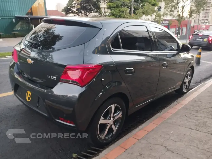 Onix Hatch 1.4 4P FLEX LTZ