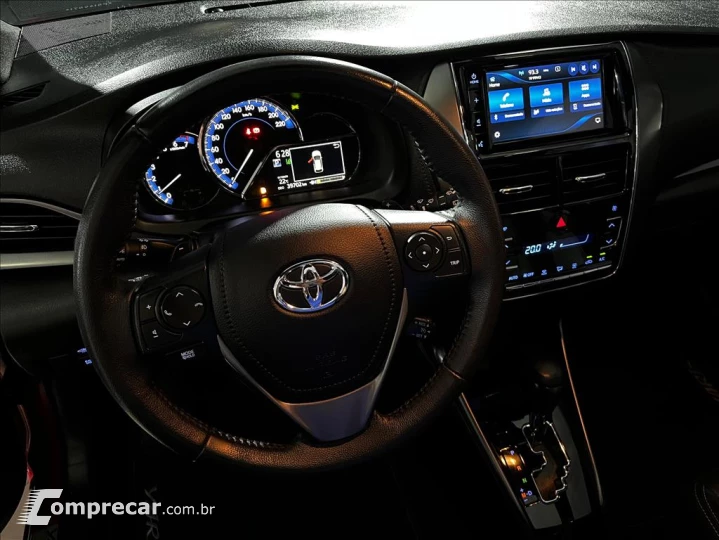 YARIS 1.5 16V FLEX XLS CONNECT MULTIDRIVE