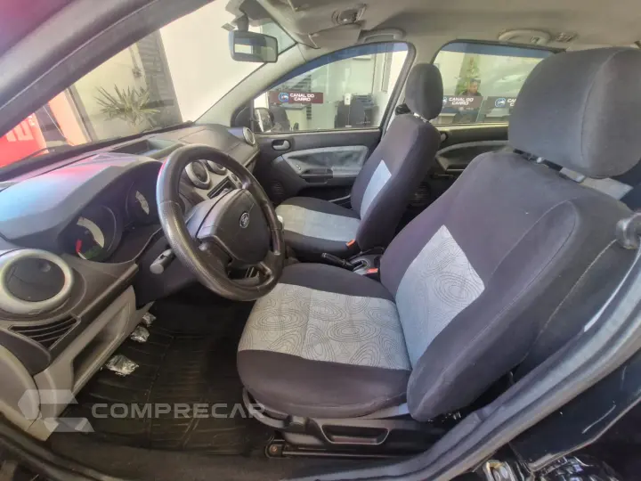 FIESTA 1.6 MPI Class Sedan 8V