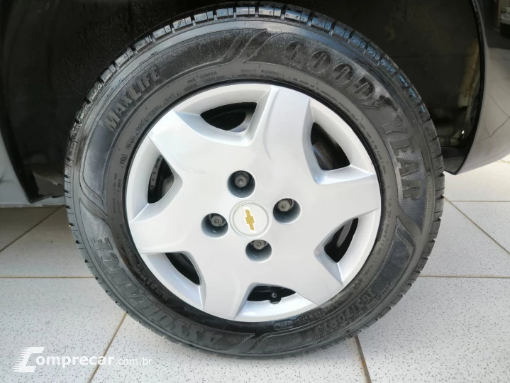 CELTA 1.0 MPFI LT 8V