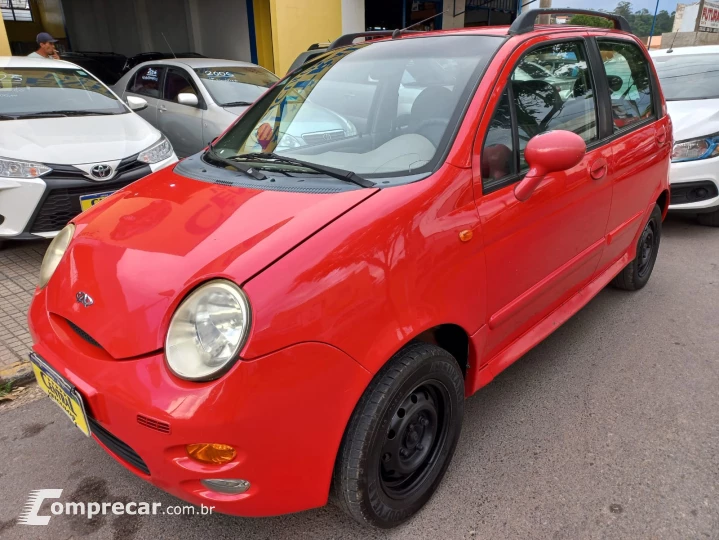 QQ 1.1 MPFI 16V