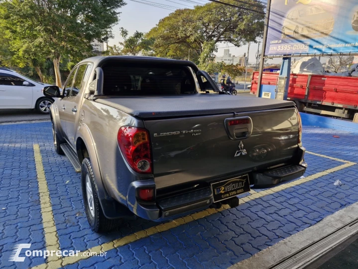 L200 TRITON 3.5 HPE 4X4 CD V6 24V FLEX 4P AUTOMÁTICO