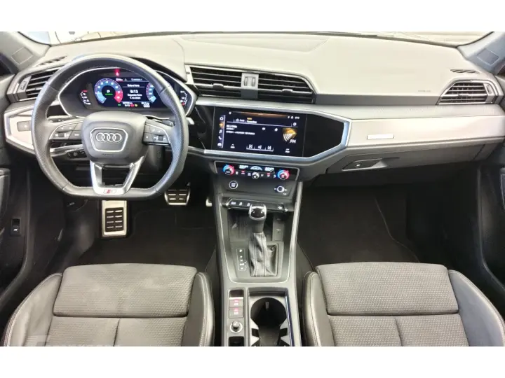 Q3 2.0 40 TFSI GASOLINA SPORTBACK PERFORMANCE BLACK QUATTRO