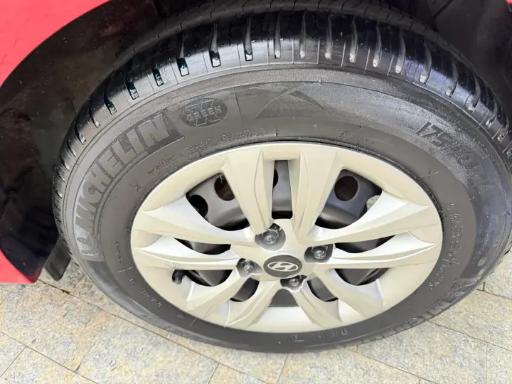 HB20 1.6 Comfort Plus 16V