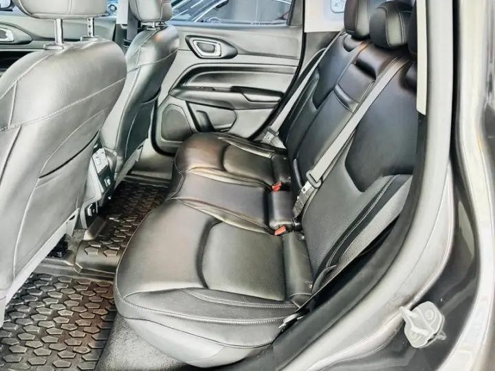 COMPASS LONG. T270 1.3 TB 4X2 FLEX AUT.