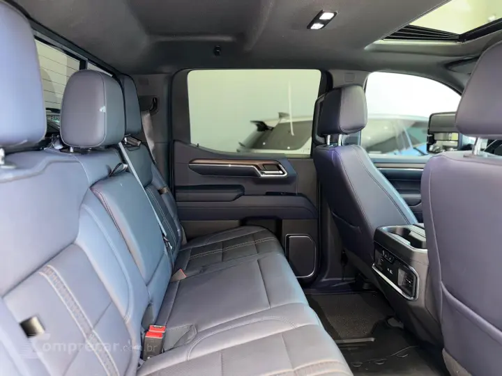 SILVERADO 5.3 V8 1500 High Country 4X4