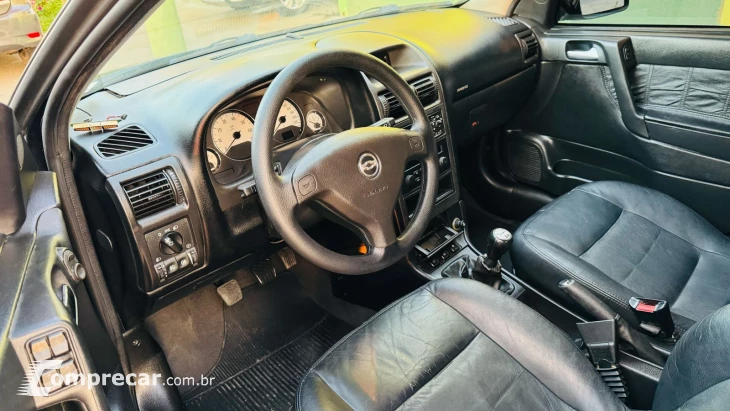ASTRA 2.0 MPFI Advantage 8V