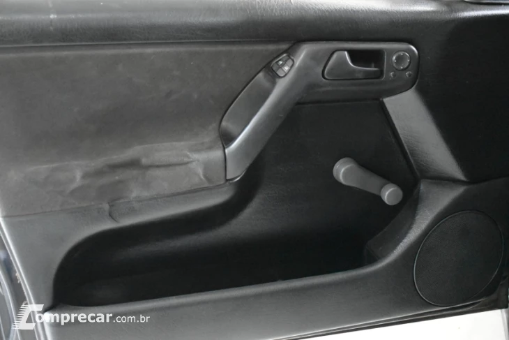 GOLF 2.0 MI GLX 8V