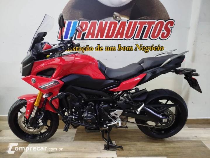 Tracer 900 GT