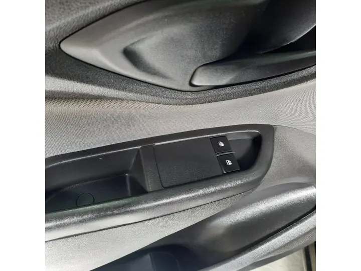 ONIX 1.0 MPFI LT 8V FLEX 4P MANUAL