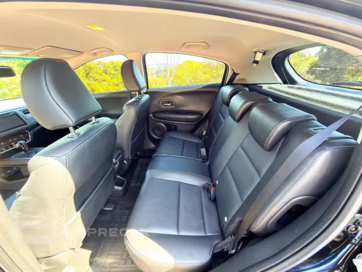 HR-V Touring 1.8 Flexone 16V 5p Aut.