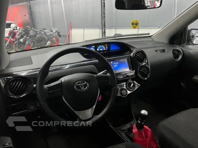 ETIOS HATCH - 1.3 X 16V 4P MANUAL