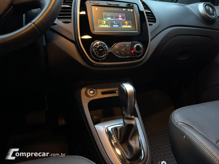 CAPTUR Intense Bose 1.6 16V Flex 5p Aut.