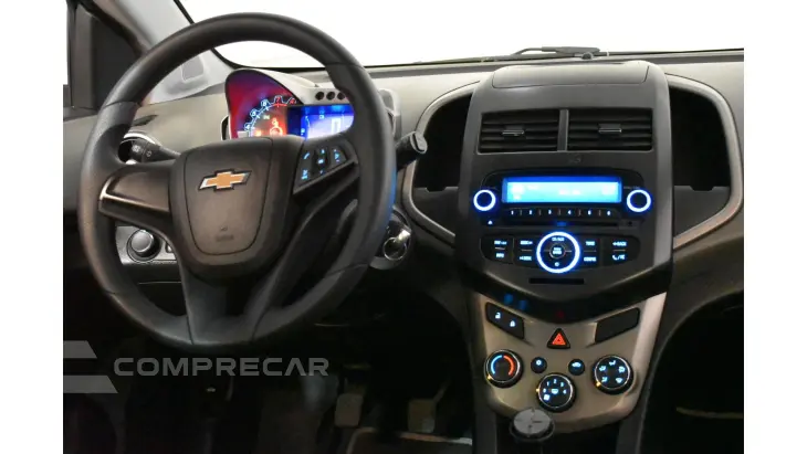 SONIC HATCH - 1.6 LT 16V 4P MANUAL