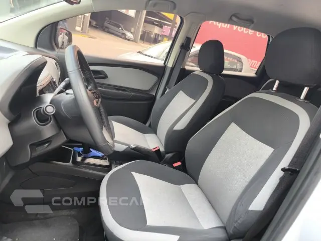 SPIN - 1.8 ADVANTAGE 8V 4P AUTOMÁTICO