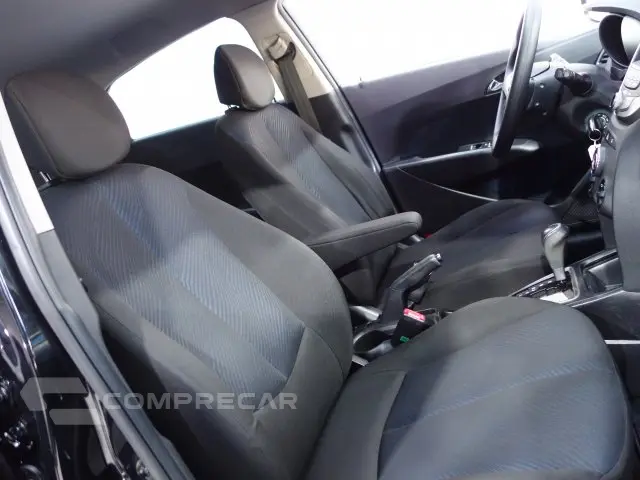 HB20 - 1.6 COMFORT PLUS 16V 4P AUTOMÁTICO