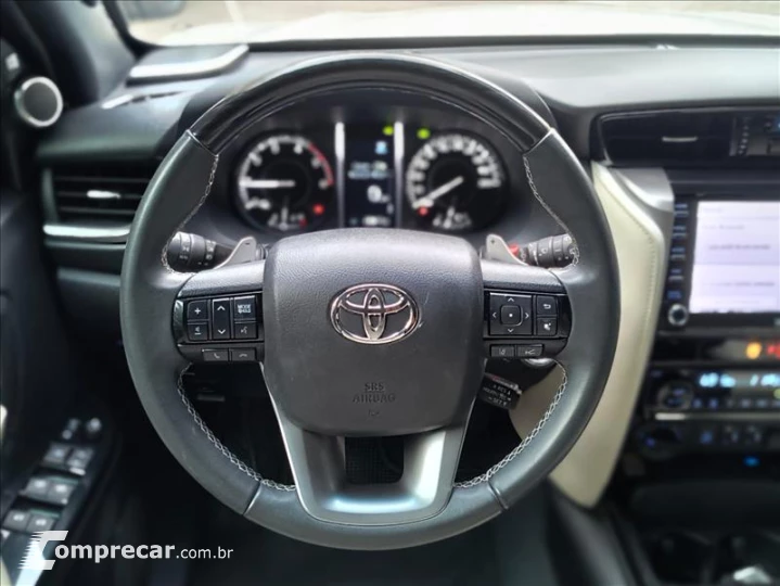 HILUX SW4 2.8 D-4d Turbo Diamond 7L 4X4
