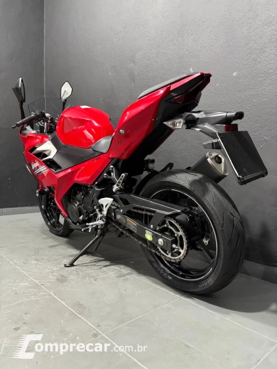 NINJA 400 ABS]