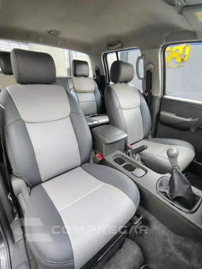 Frontier SE ATTACK CD 4x4 2.5 TB Diesel
