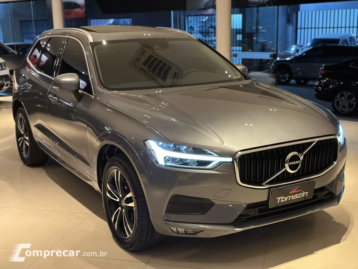 XC40 2.0 T5 Momentum AWD Geartronic