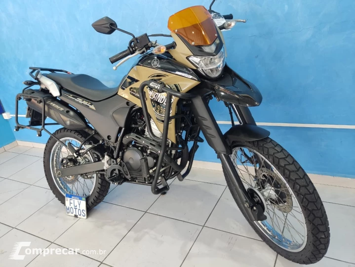 XTZ 250 Lander