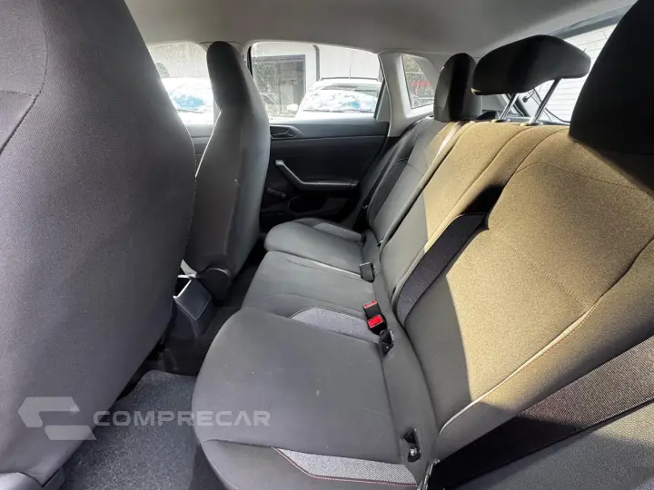 Polo Hatch 1.0 4P MPI TRACK