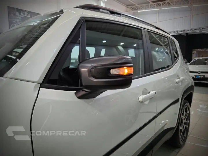 RENEGADE 1.3 T270 TURBO FLEX LONGITUDE AT6