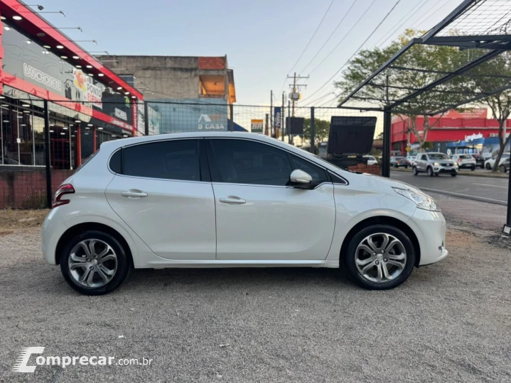 208 1.6 16V 4P FLEX GRIFFE AUTOMÁTICO