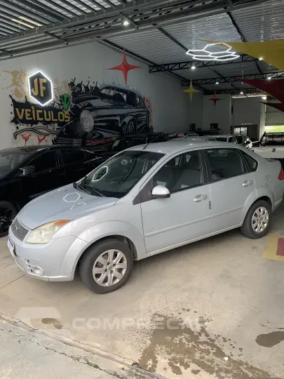 FIESTA 1.6 MPI Class Sedan 8V