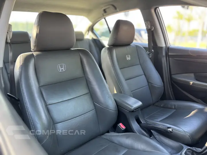 CITY 1.5 LX Sedan 16V